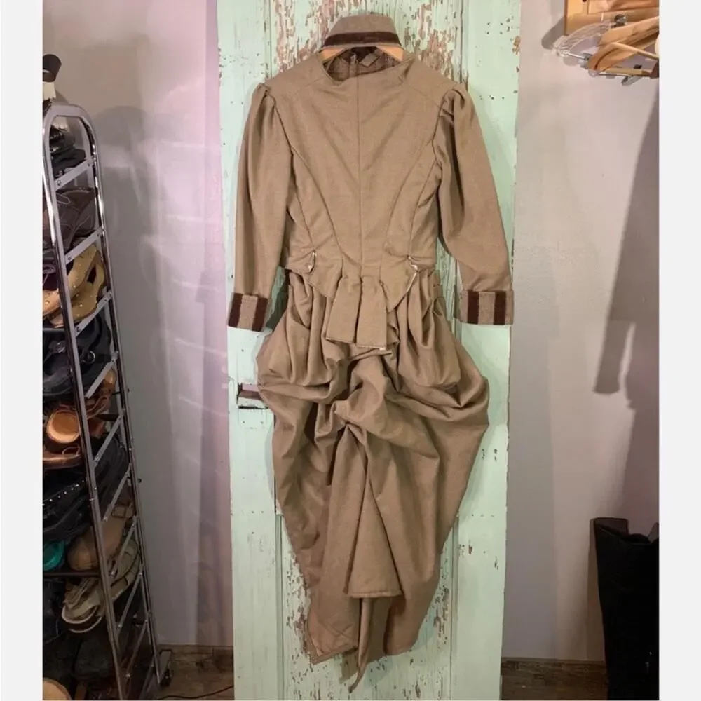 Victorian bustle bodice theater costume - Picture 6 of 13